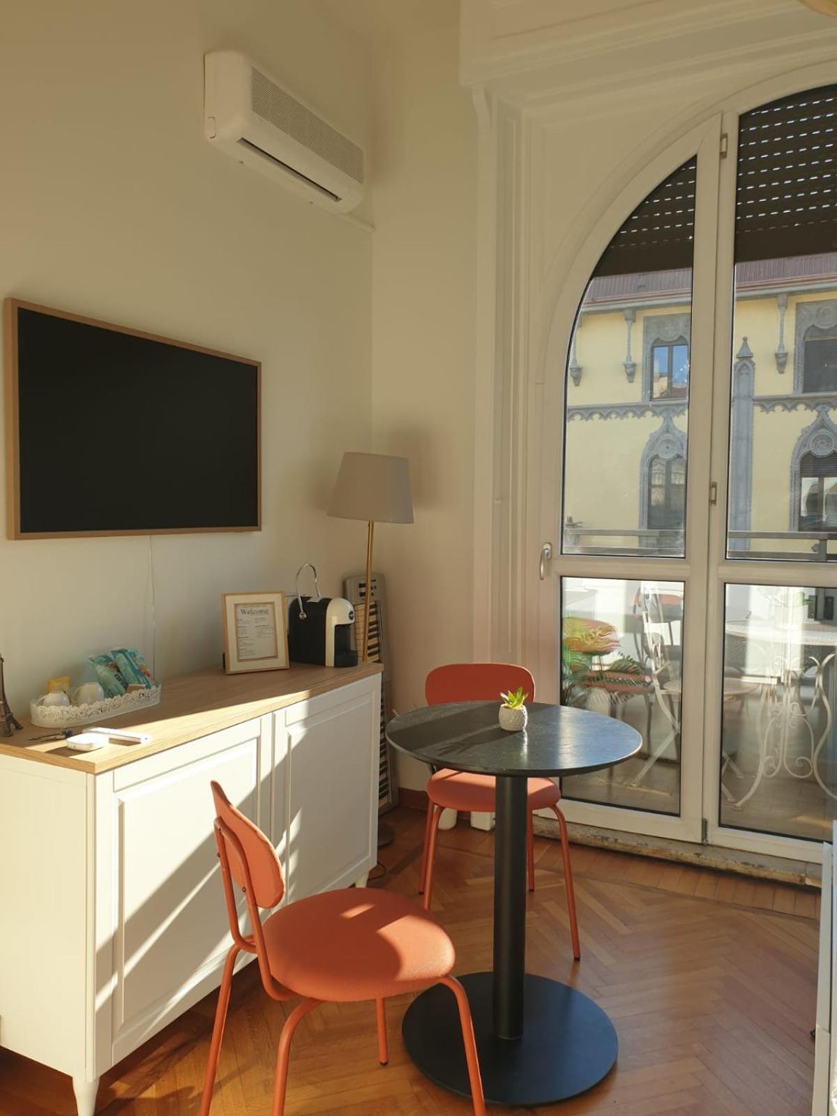 Elegante Monolocale - Pecchio 1930 Apartment Milan Bagian luar foto